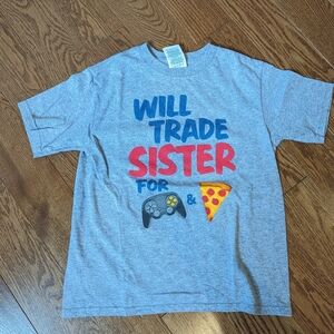 Boys graphic T-shirt sister videogames pizza Sizes Small